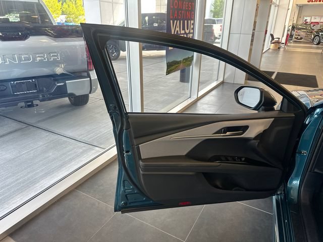 New 2026 Toyota Camry SE w/ Convenience Package FWD image 16