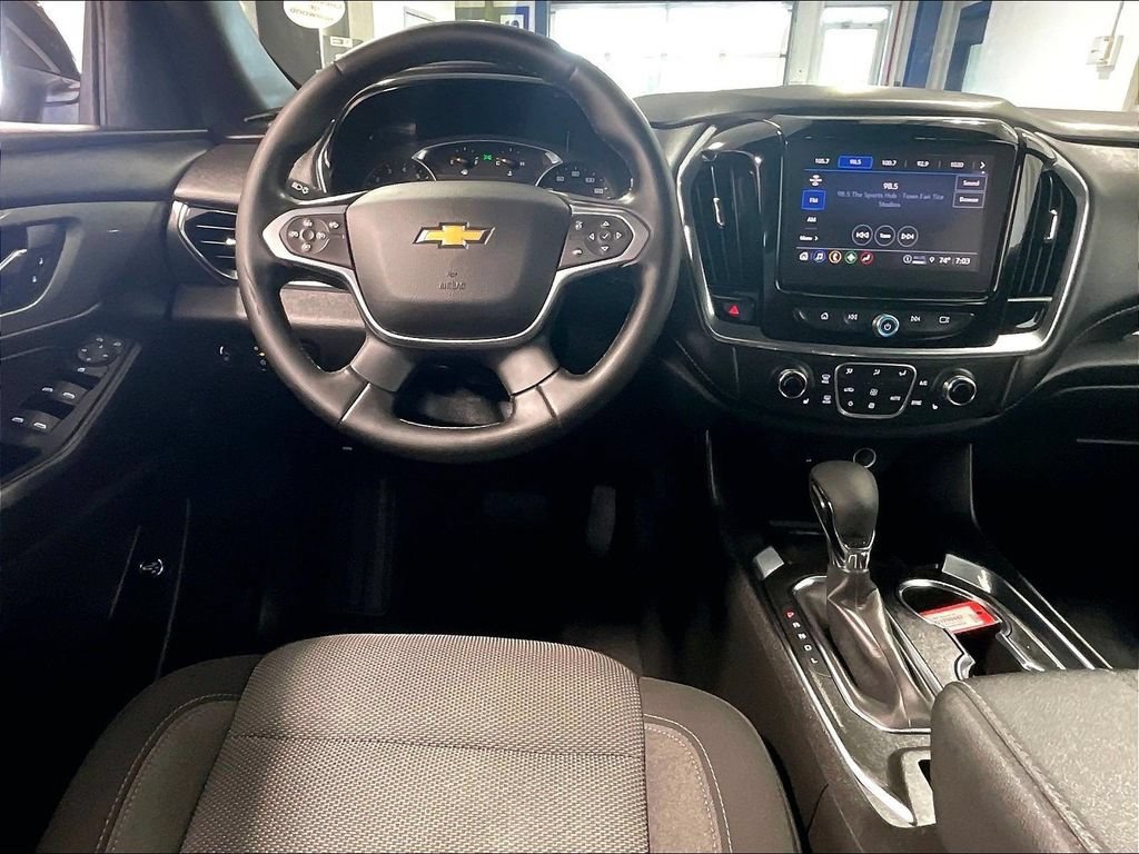 Used 2023 Chevrolet Traverse LT AWD/4WD image 18