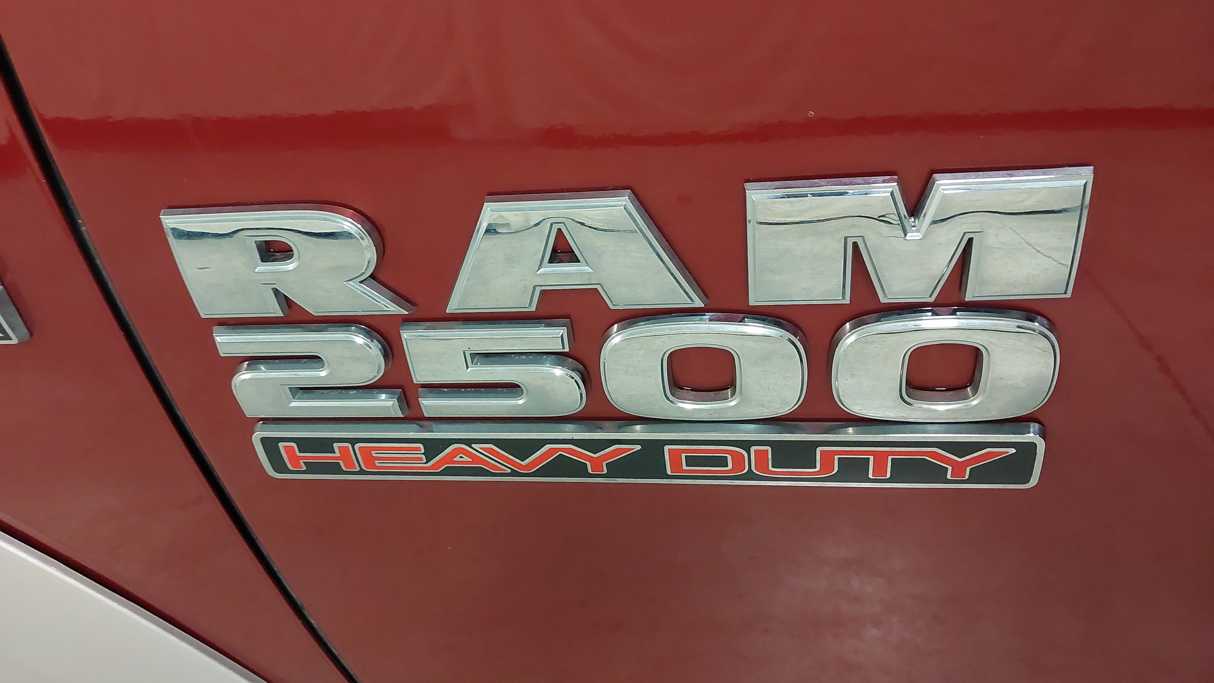 Used 2015 RAM 2500 Laramie AWD/4WD image 17
