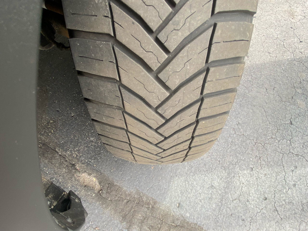 Used 2022 Ford Transit 250 Low Roof AWD image 44