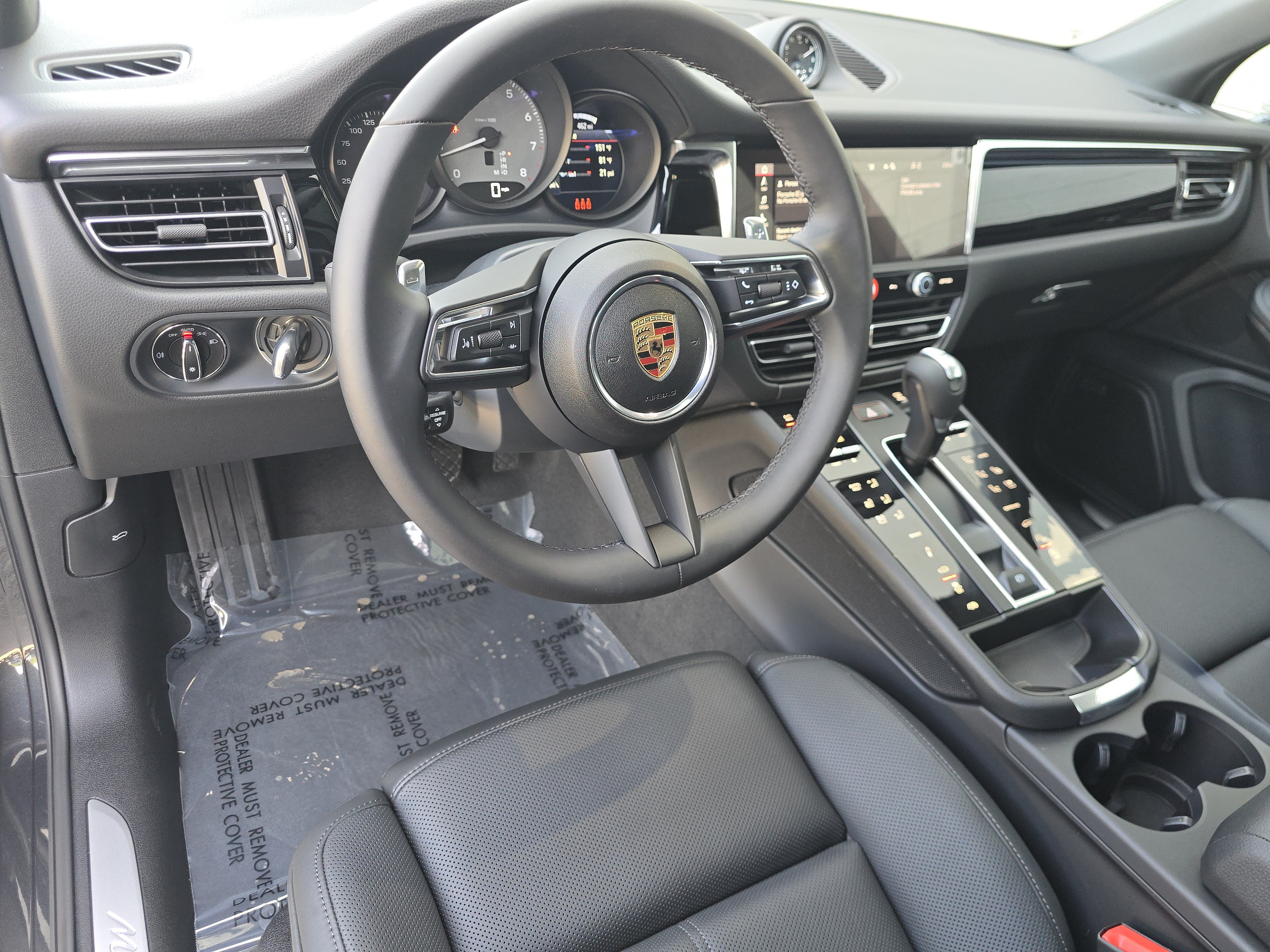 New 2026 Porsche Macan S AWD/4WD image 4