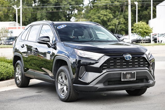 Used 2024 Toyota RAV4 XLE image 14