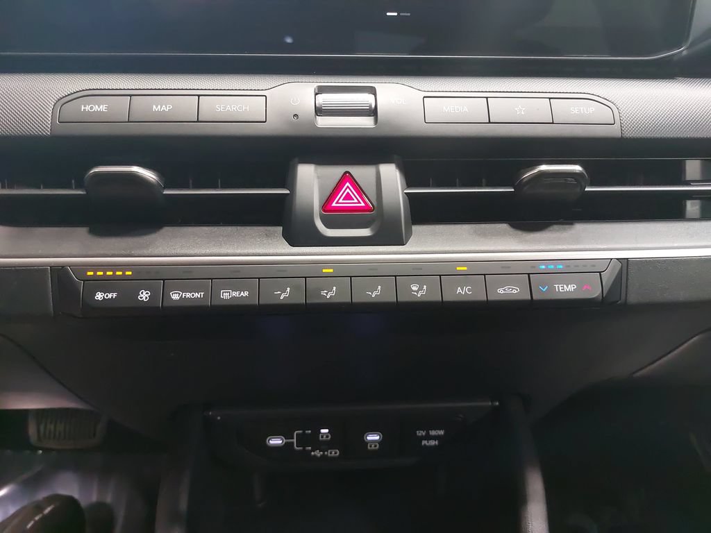 Used 2025 Kia K4 FWD image 20