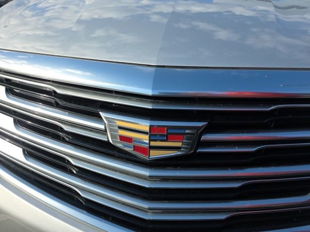 Used 2017 Cadillac XT5 Luxury w/ Driver Awareness Package image 30