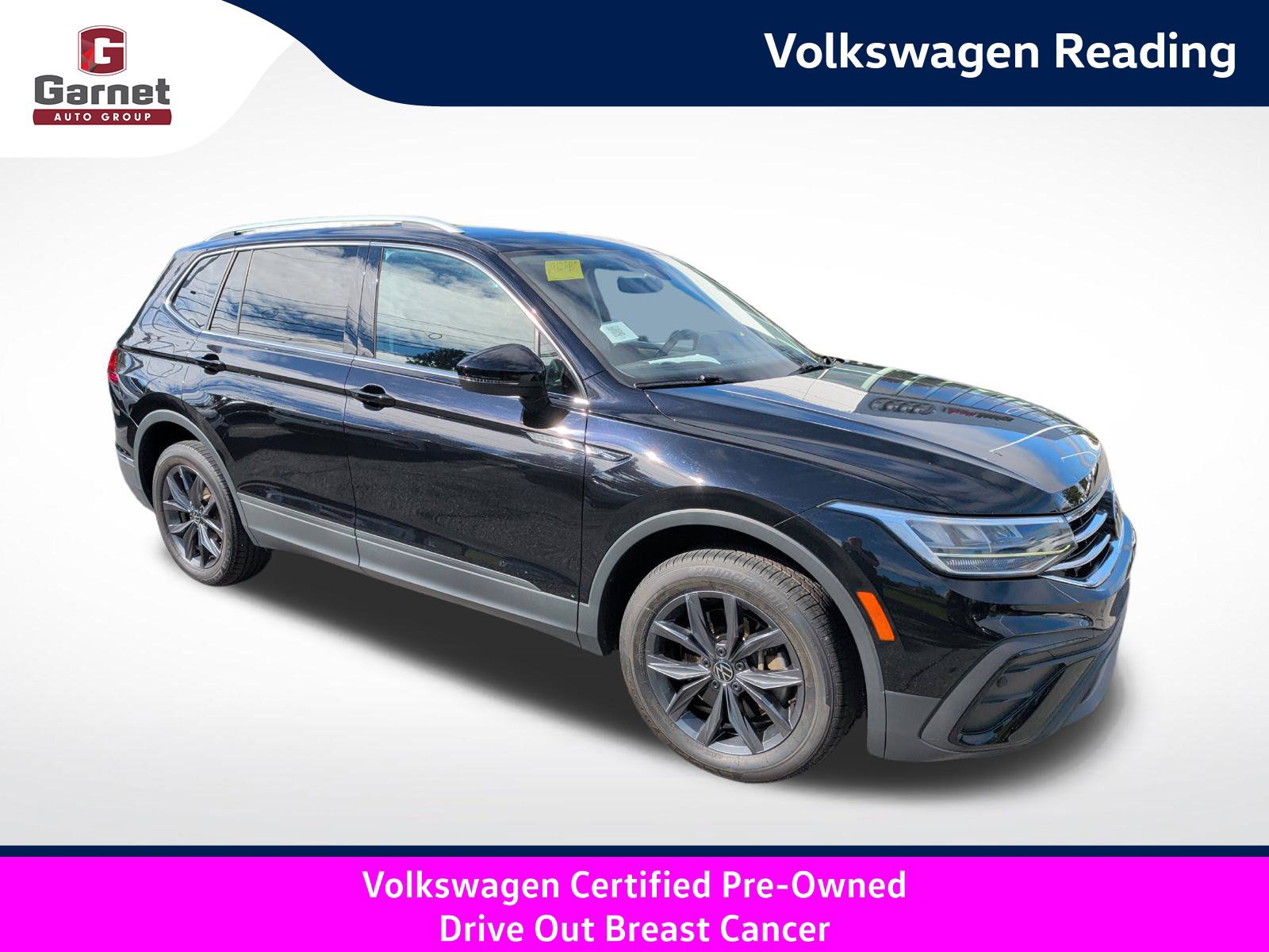 Certified 2023 Volkswagen Tiguan SE w/ Panoramic Sunroof Package FWD image 8