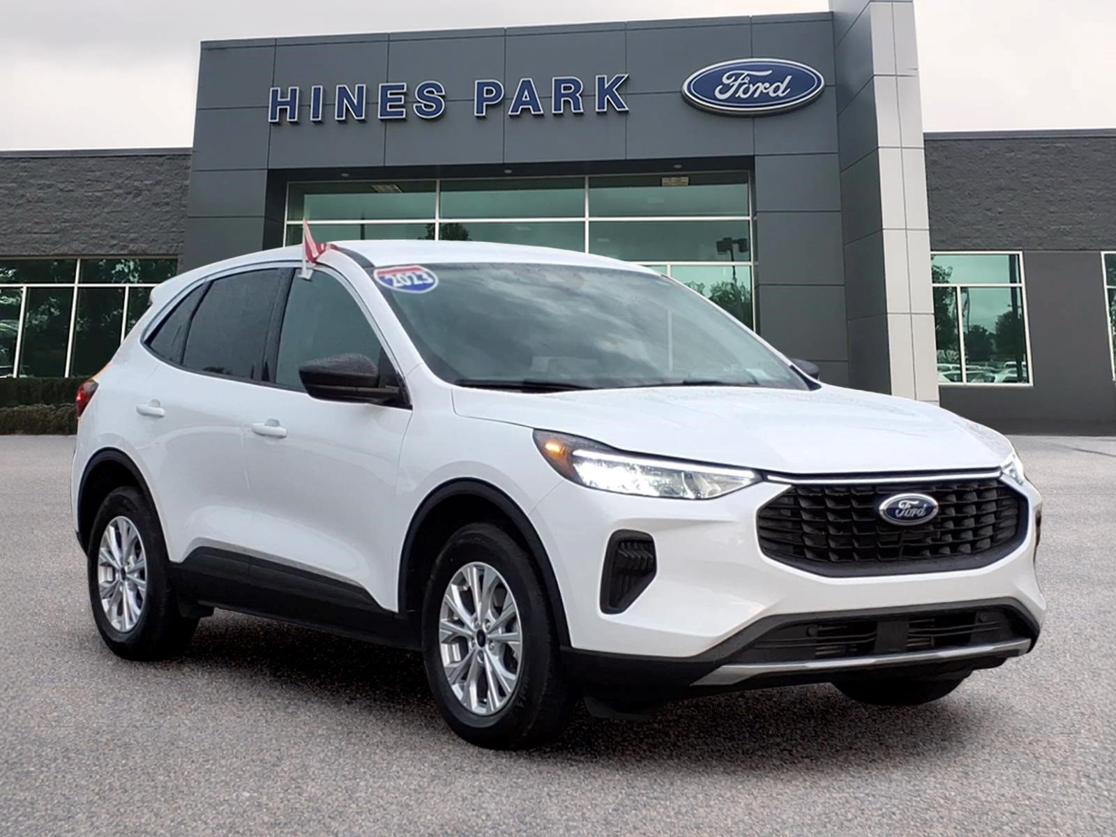 Used 2023 Ford Escape Active AWD/4WD video 1