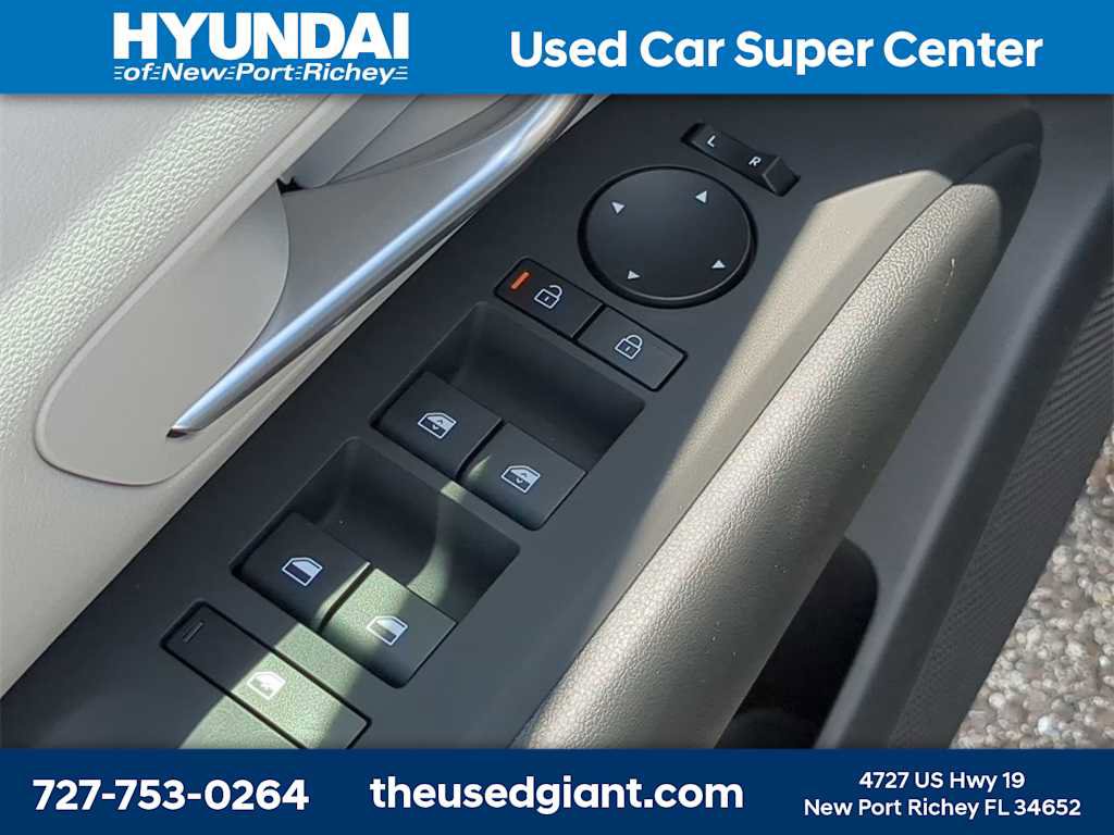 New 2026 Hyundai Tucson SEL image 18