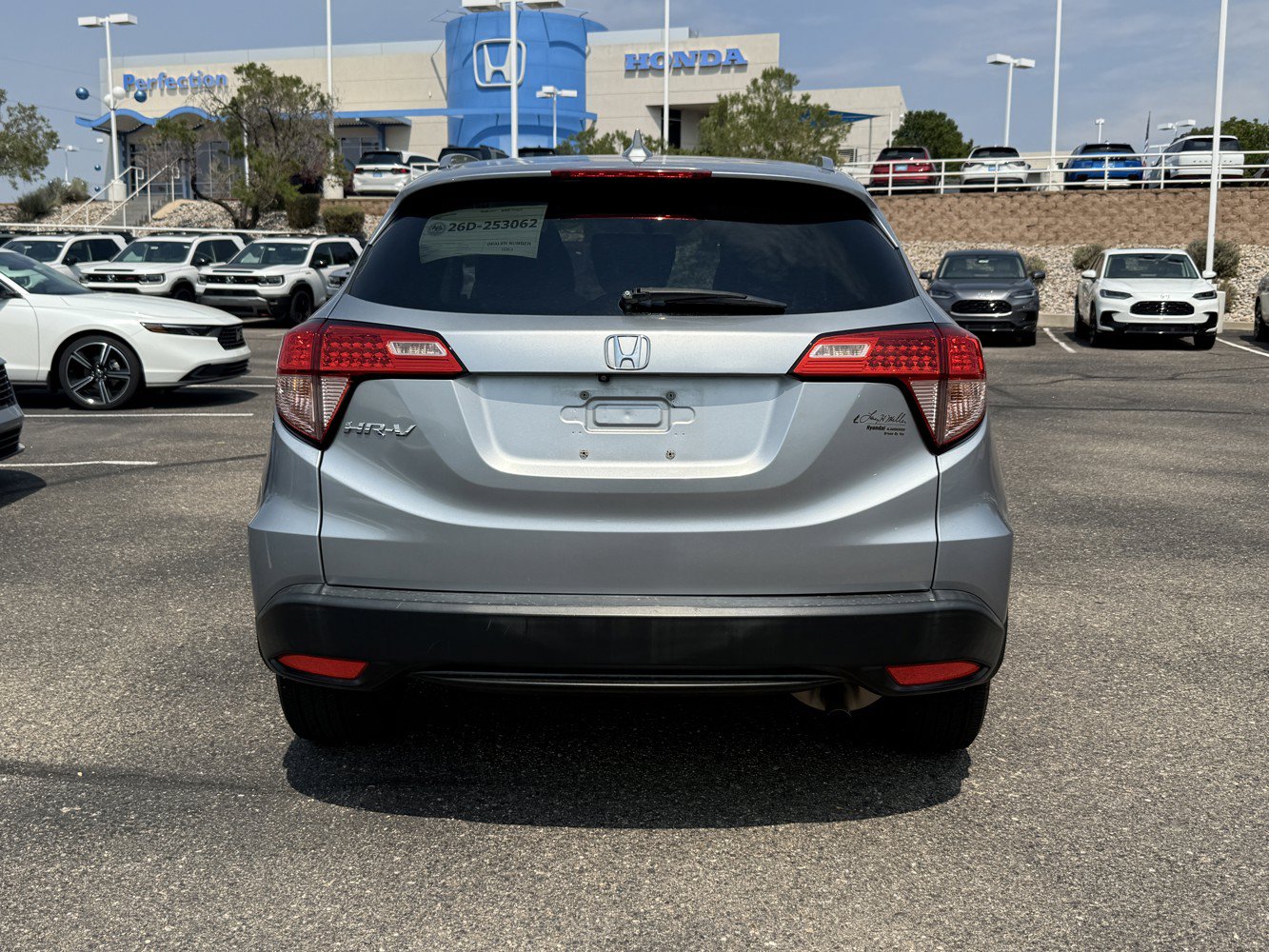 Used 2017 Honda HR-V EX-L image 6