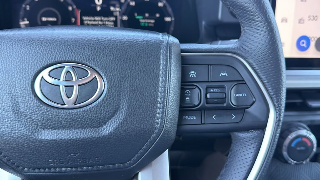 Used 2025 Toyota Tacoma TRD Off-Road image 19