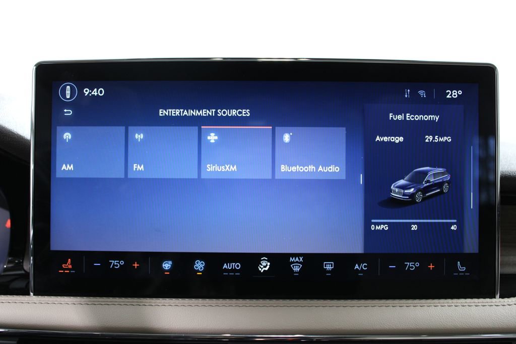 Used 2024 Lincoln Corsair Reserve w/ Equipment Group 201A image 34