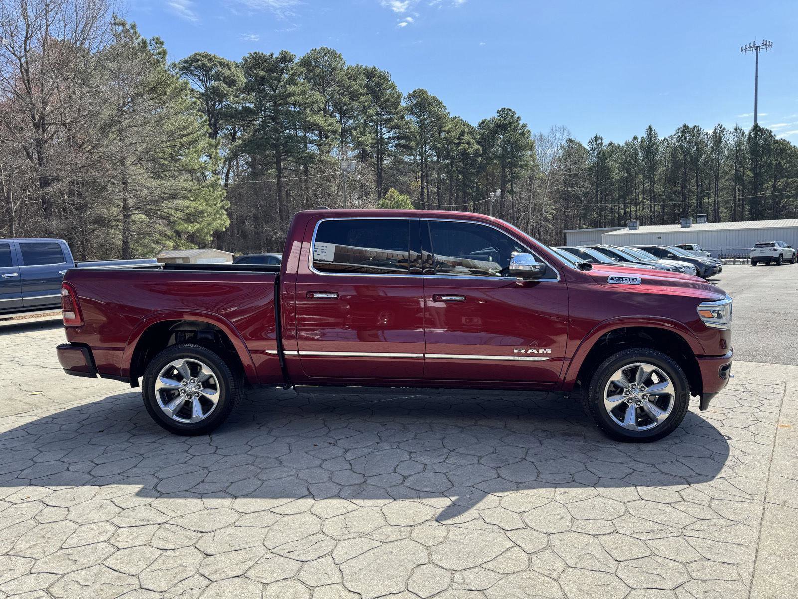 Used 2021 RAM 1500 Limited w/ Body Color Bumper Group image 17