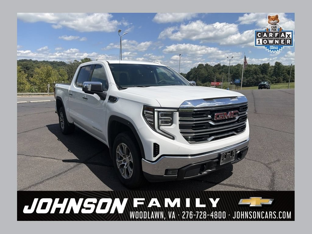 Used 2025 GMC Sierra 1500 SLT AWD/4WD image 1