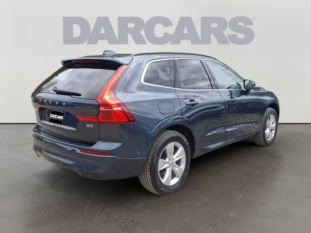 Used 2022 Volvo XC60 B5 Momentum AWD/4WD image 7