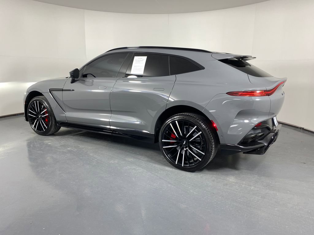 Used 2024 Aston Martin DBX 707 image 4