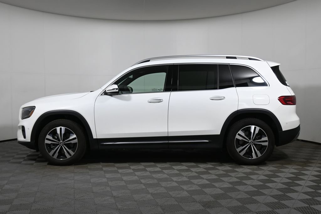 Certified 2026 Mercedes-Benz GLB 250 4MATIC image 2