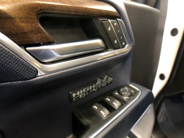 Used 2024 Chevrolet Silverado 1500 High Country w/ Technology Package AWD/4WD image 12