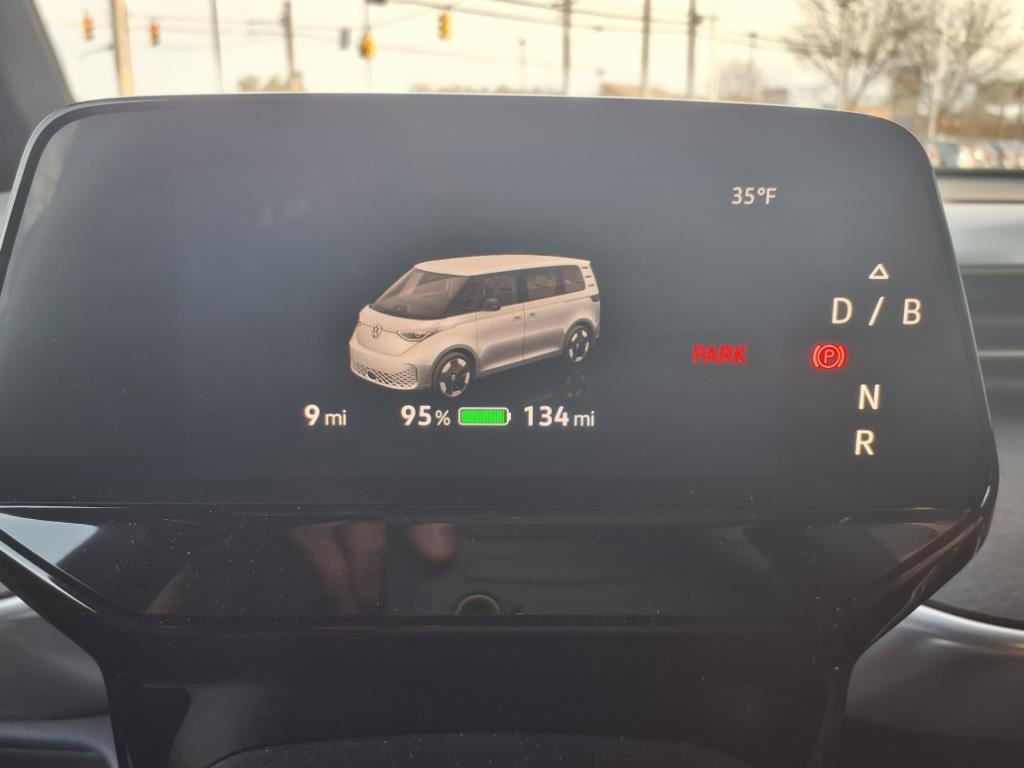 New 2025 Volkswagen ID. Buzz Pro S image 17