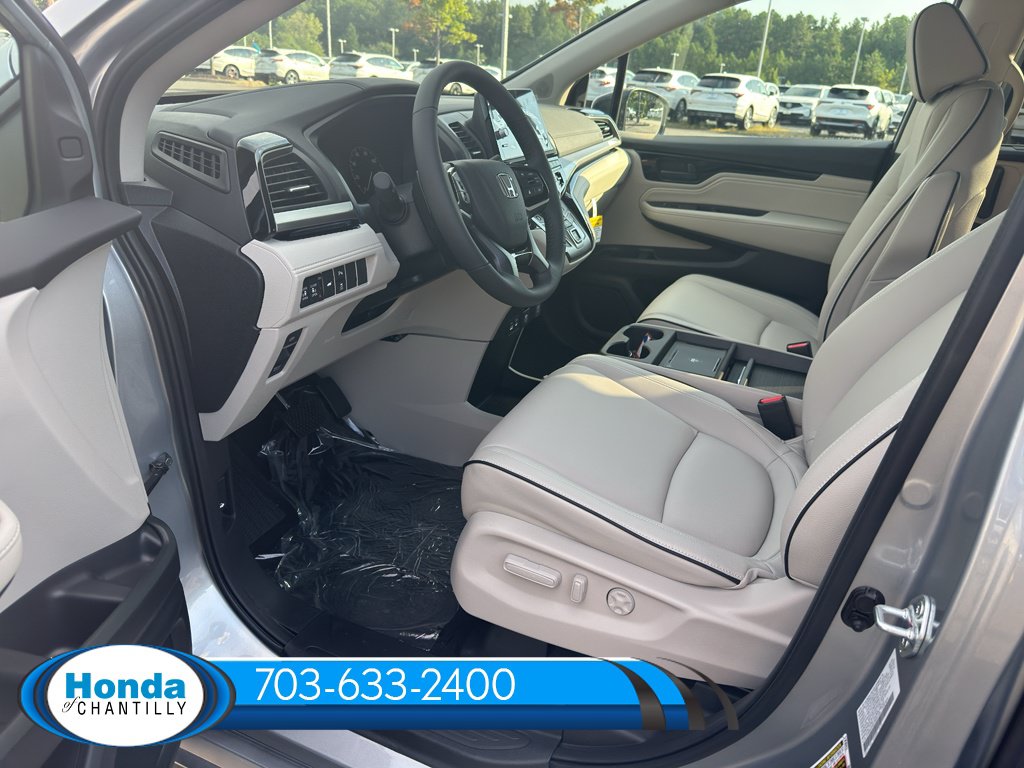 New 2026 Honda Odyssey Touring image 27