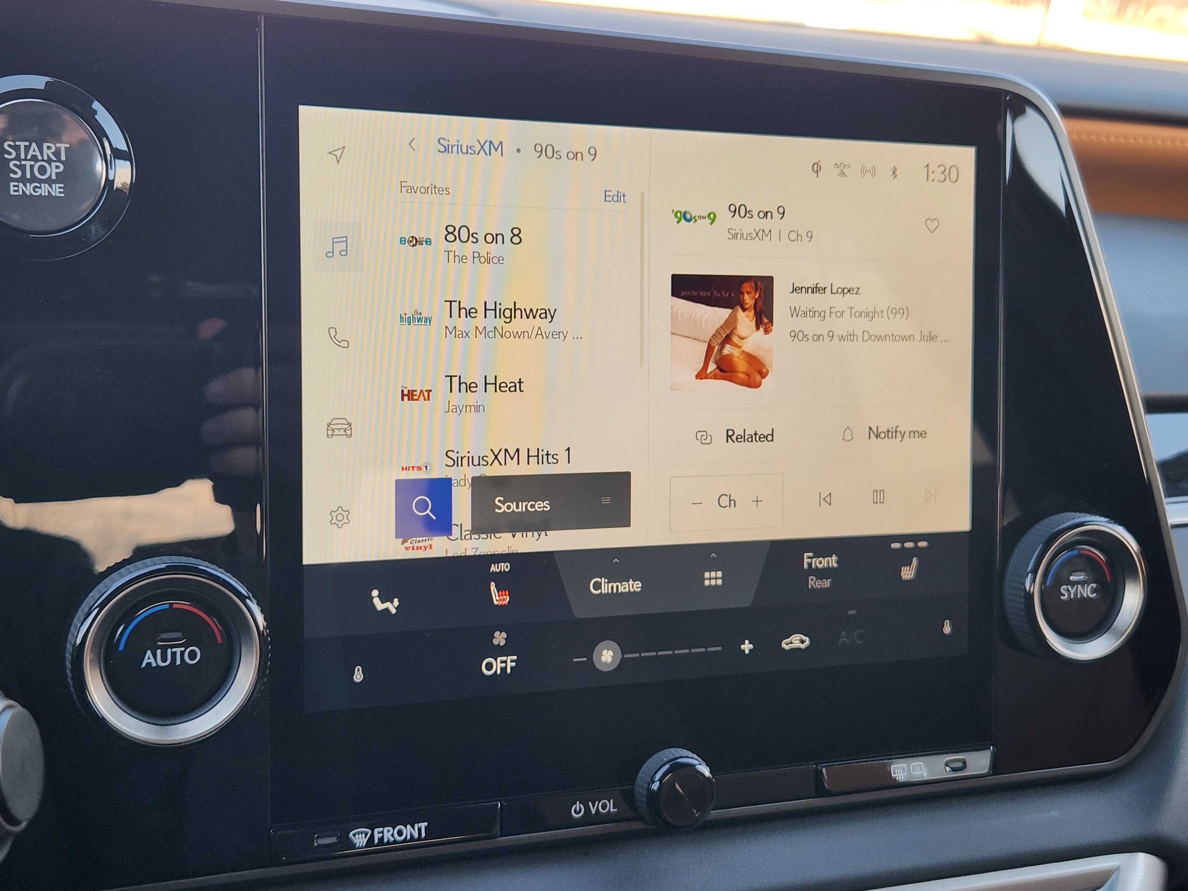 Used 2025 Lexus RX 350 FWD w/ Technology Package image 22