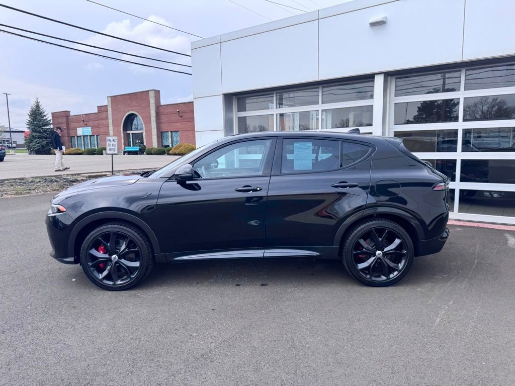 Used 2024 Dodge Hornet R/T Plus AWD/4WD image 2