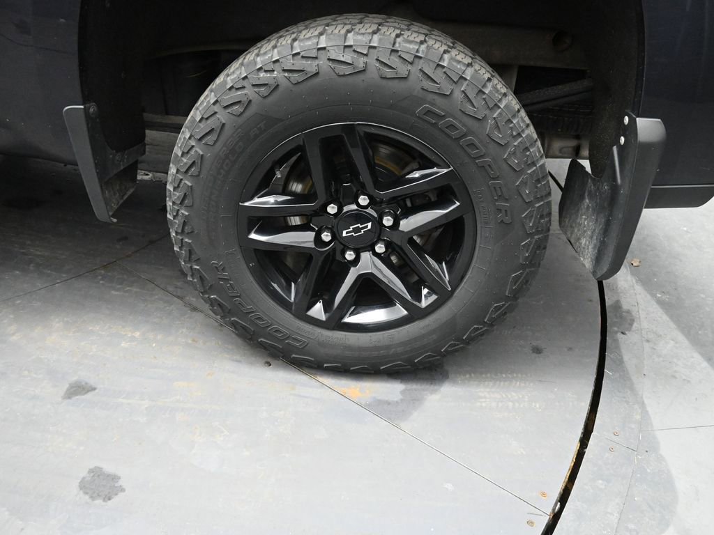 Used 2022 Chevrolet Silverado 1500 LT Trail Boss w/ Convenience Package II image 14