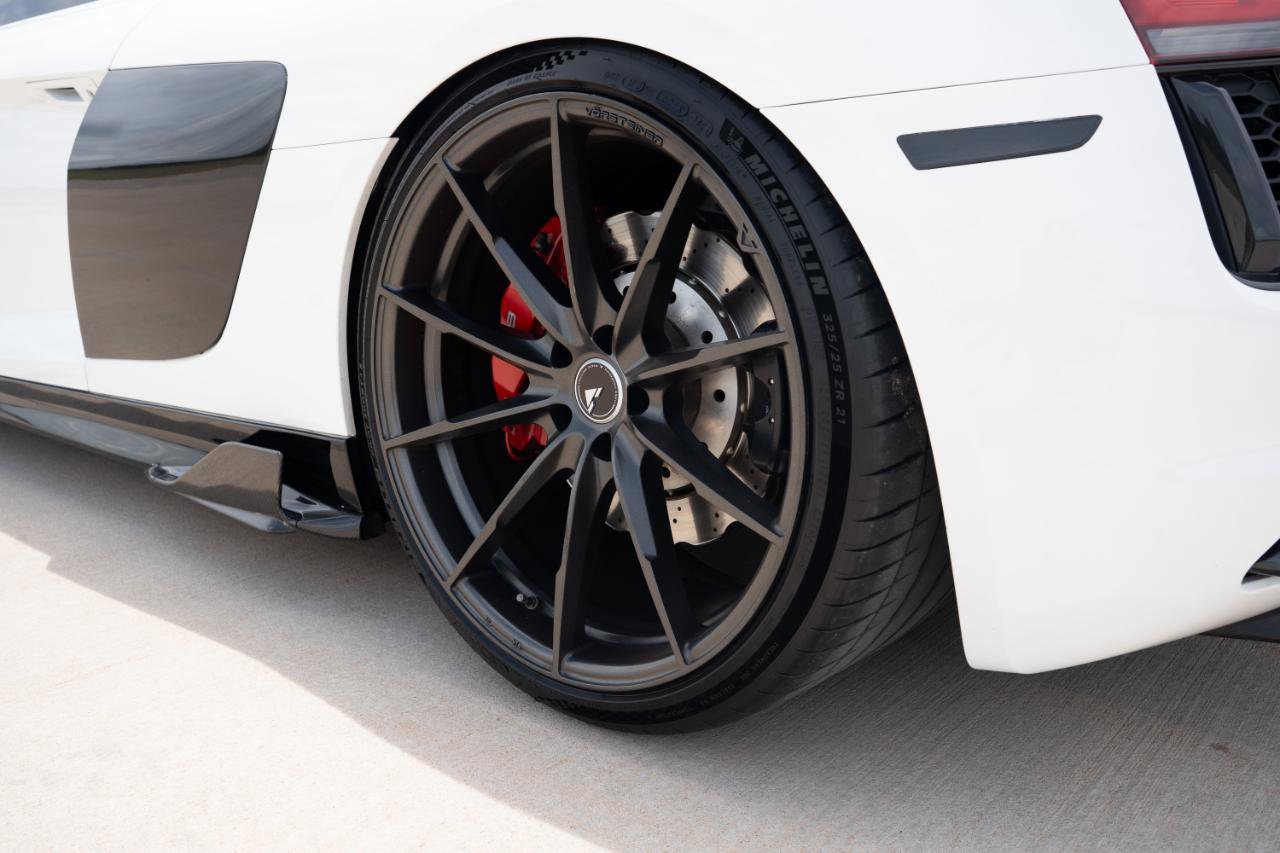 Used 2018 Audi R8 V10 RWD image 27