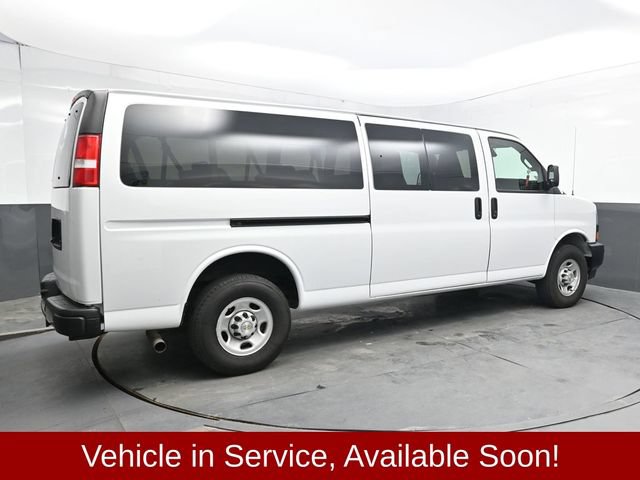 Used 2024 Chevrolet Express 3500 LS RWD image 7