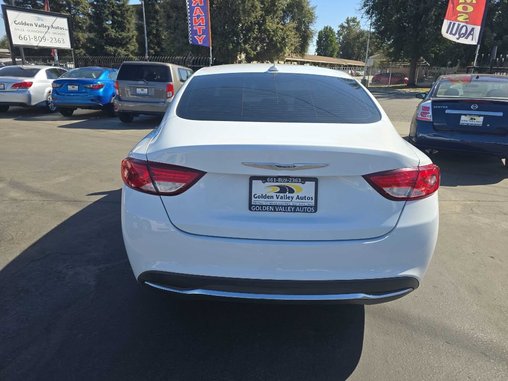Used 2016 Chrysler 200 Limited w/ Convenience Group image 7