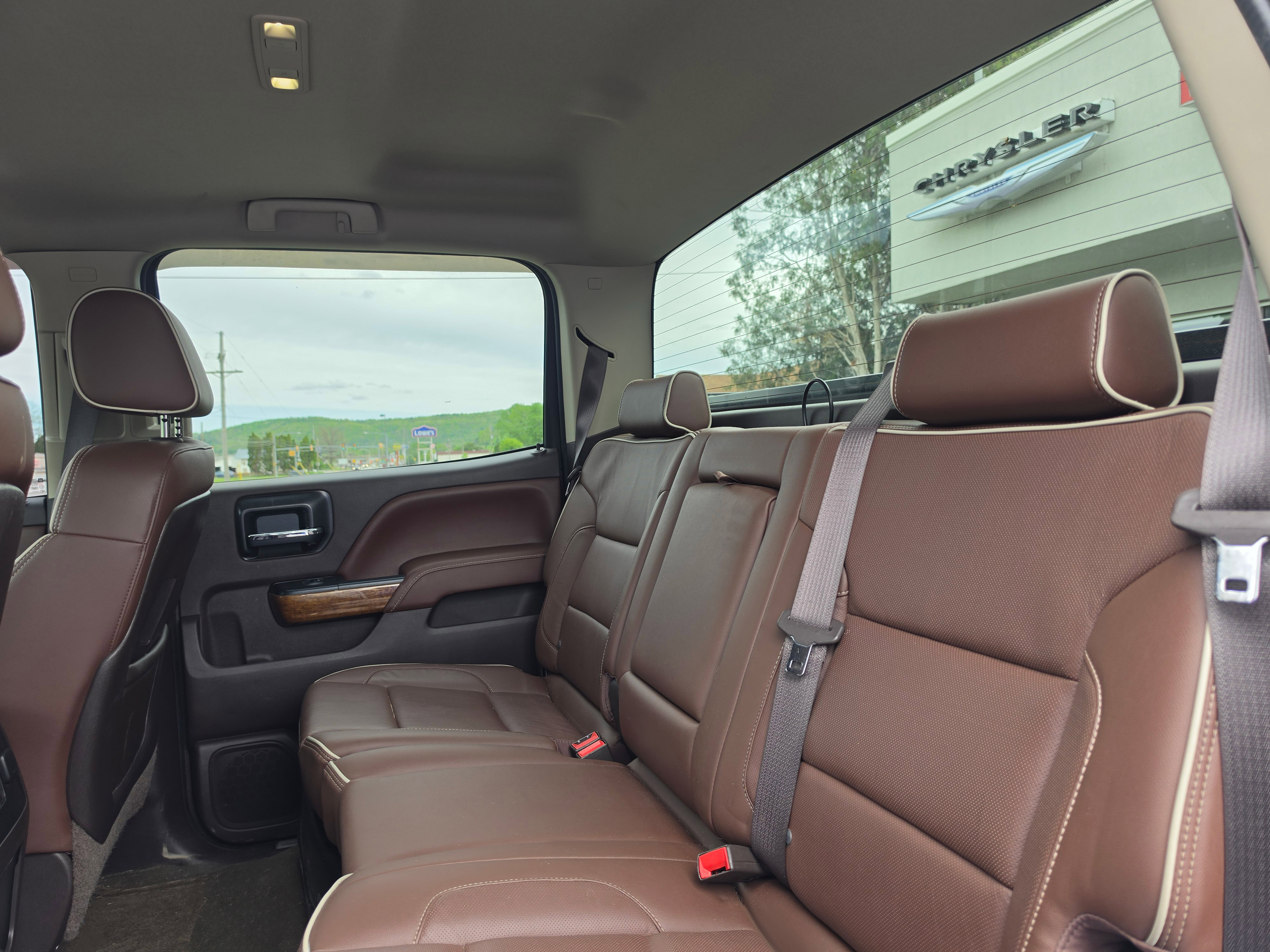 Used 2015 Chevrolet Silverado 2500 High Country w/ Duramax Plus Package AWD/4WD image 14
