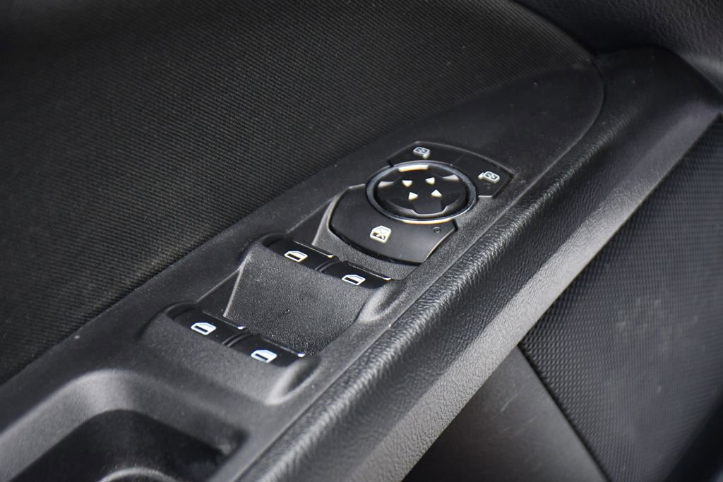 Used 2020 Ford Fusion SE FWD image 22