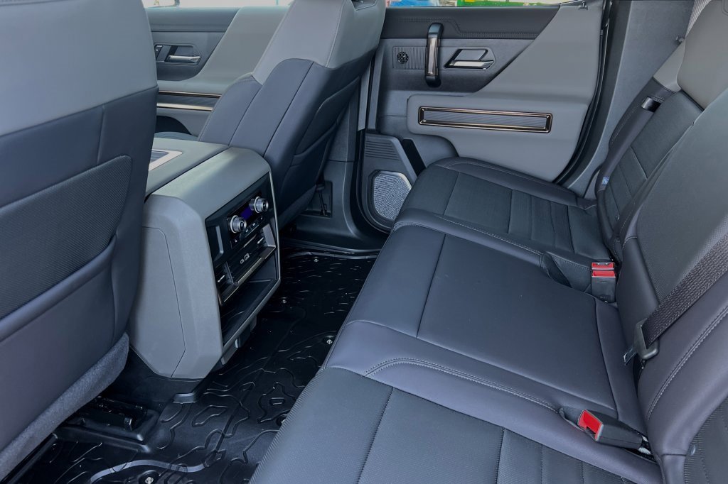 New 2025 GMC Hummer EV 3X w/ Extreme Off-Road Package image 9