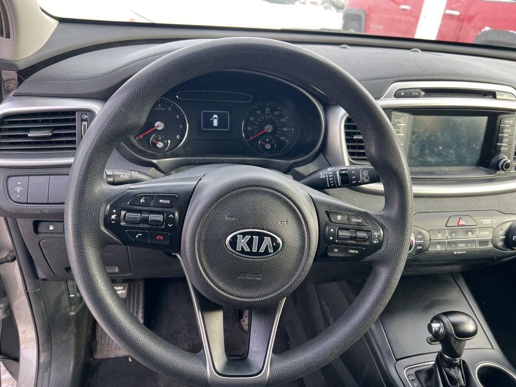 Used 2018 Kia Sorento LX image 10
