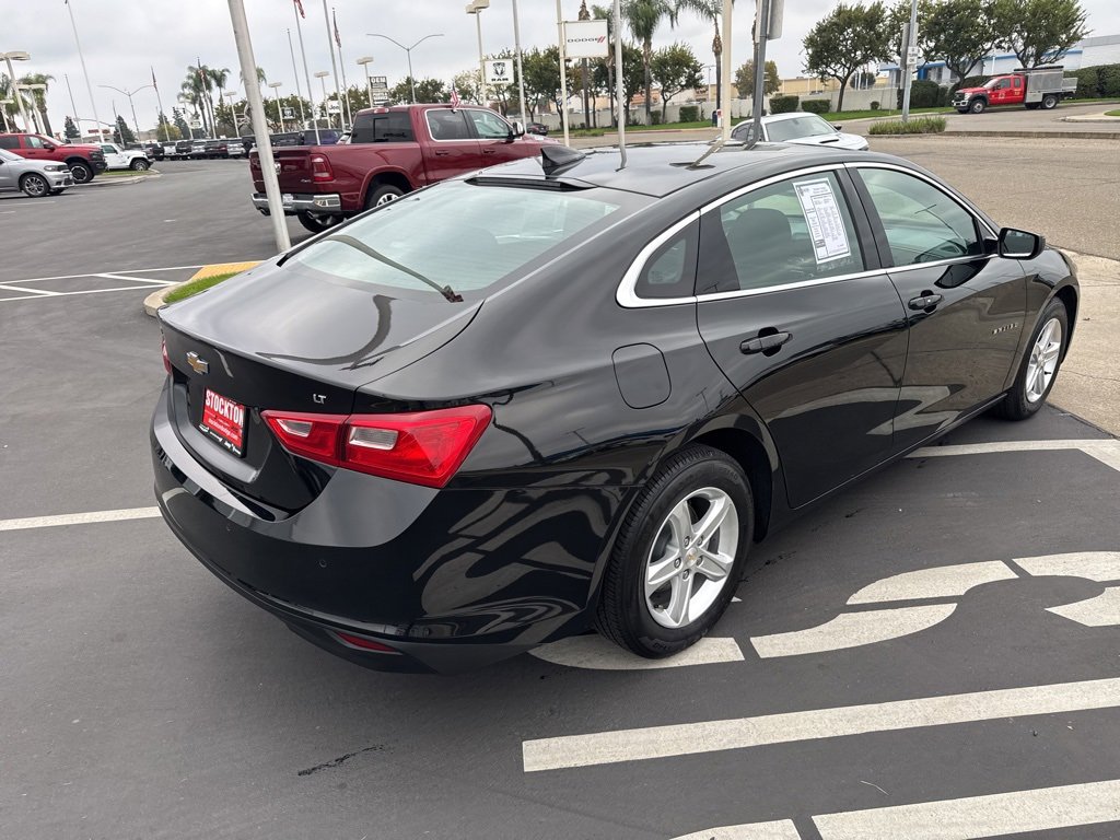Used 2024 Chevrolet Malibu LT image 4