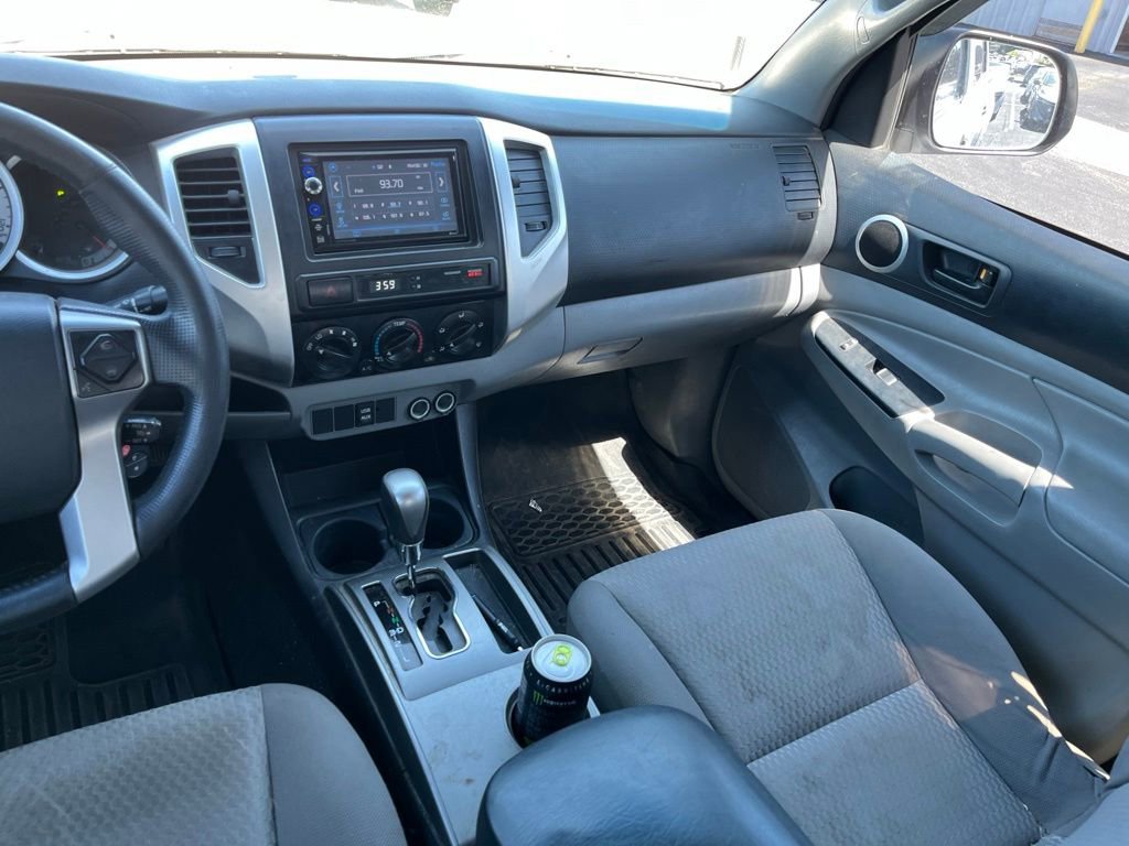 Used 2014 Toyota Tacoma PreRunner w/ SR5 Package RWD image 28