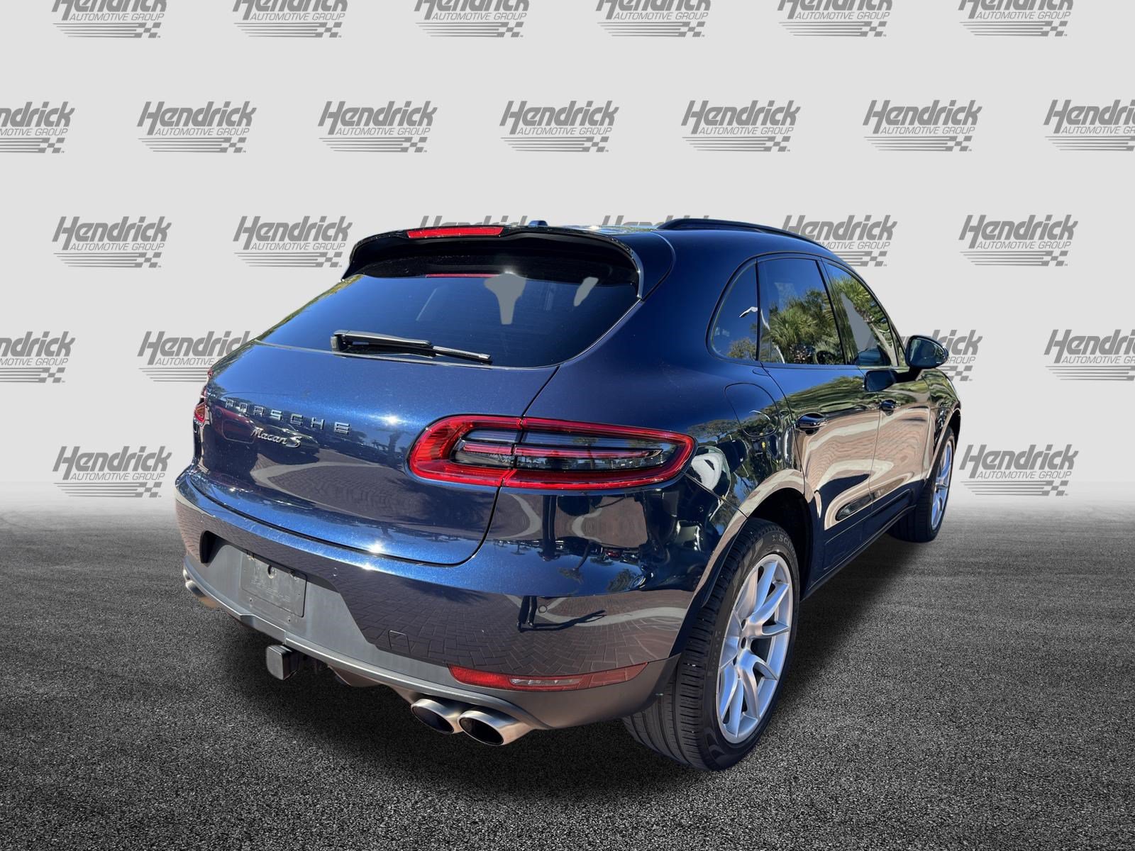 Used 2017 Porsche Macan S AWD/4WD image 10