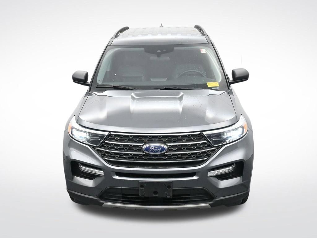 Used 2024 Ford Explorer XLT w/ Equipment Group 202A image 22