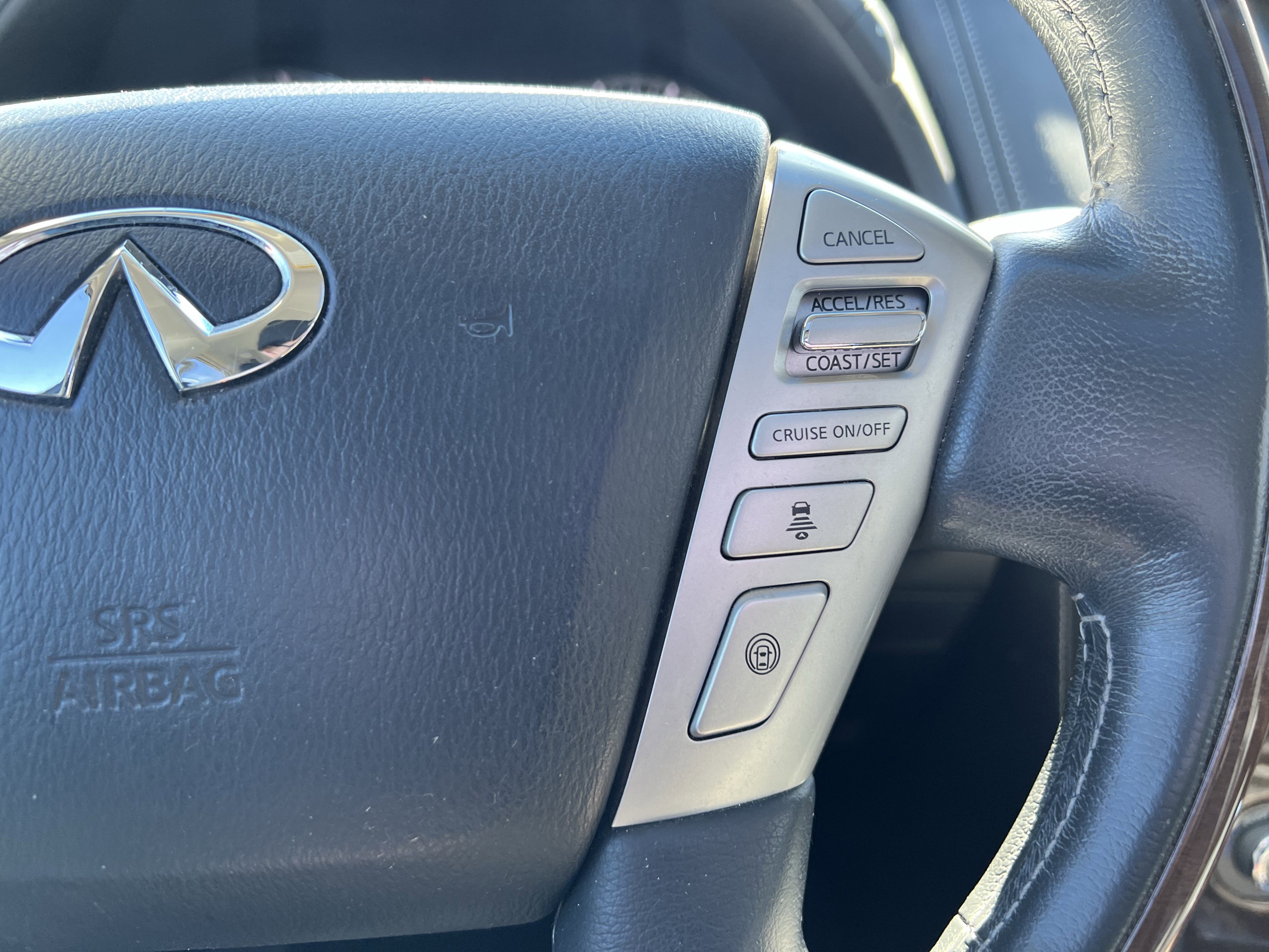 Used 2016 INFINITI QX80 2WD w/ Driver's Assistance Package image 20