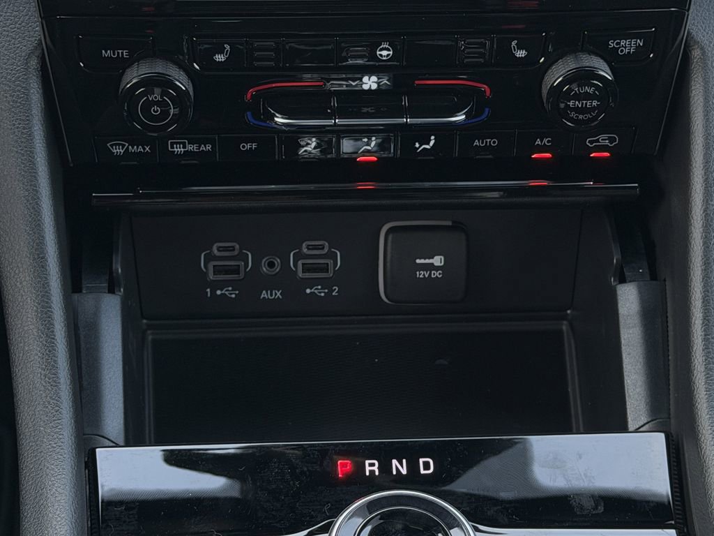 New 2025 Jeep Grand Cherokee L Altitude AWD/4WD image 16