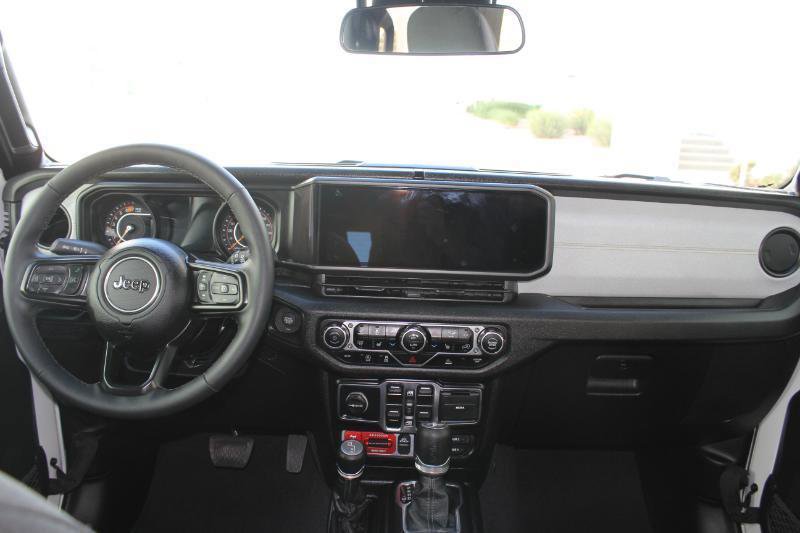 Used 2025 Jeep Wrangler Unlimited Sport image 16