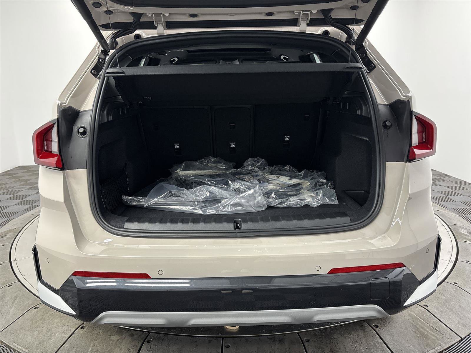 Used 2026 BMW X1 xDrive28i w/ Convenience Package image 21