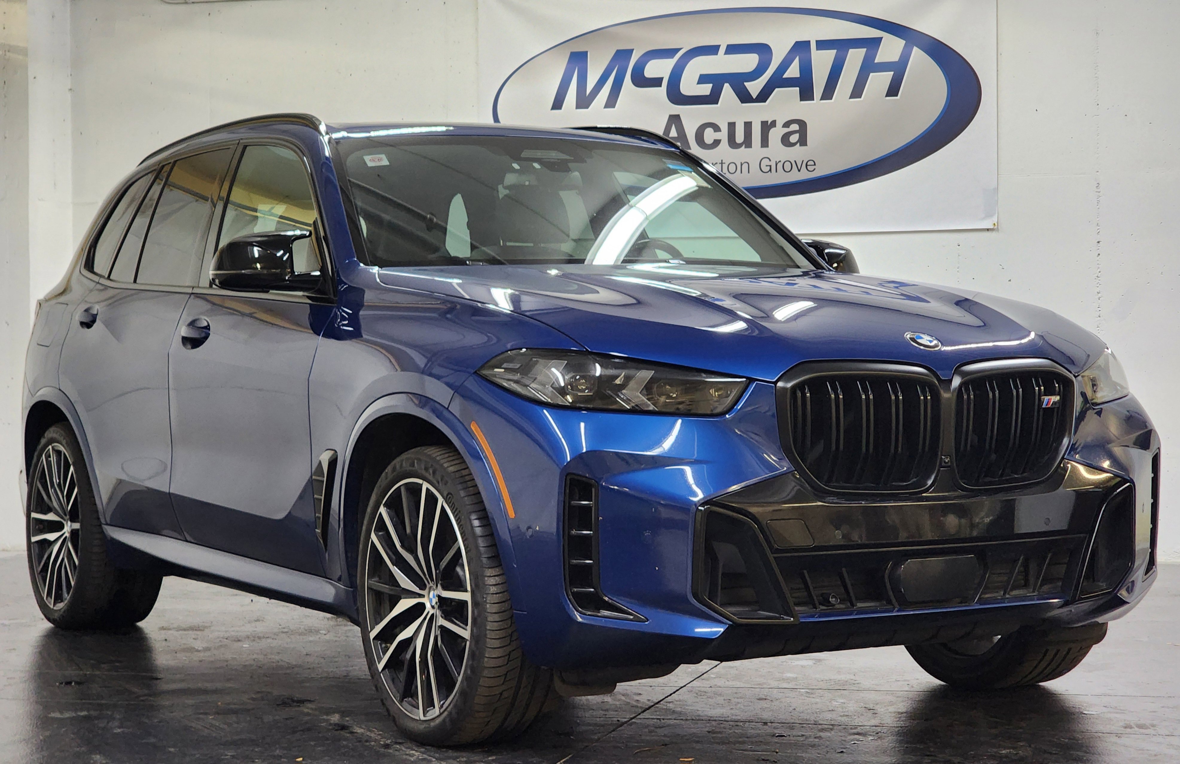 Used 2024 BMW X5 M60i image 2