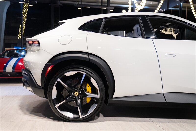 Used 2026 Ferrari Purosangue AWD/4WD image 29
