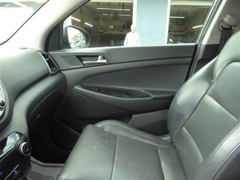 Used 2016 Hyundai Tucson Limited image 16