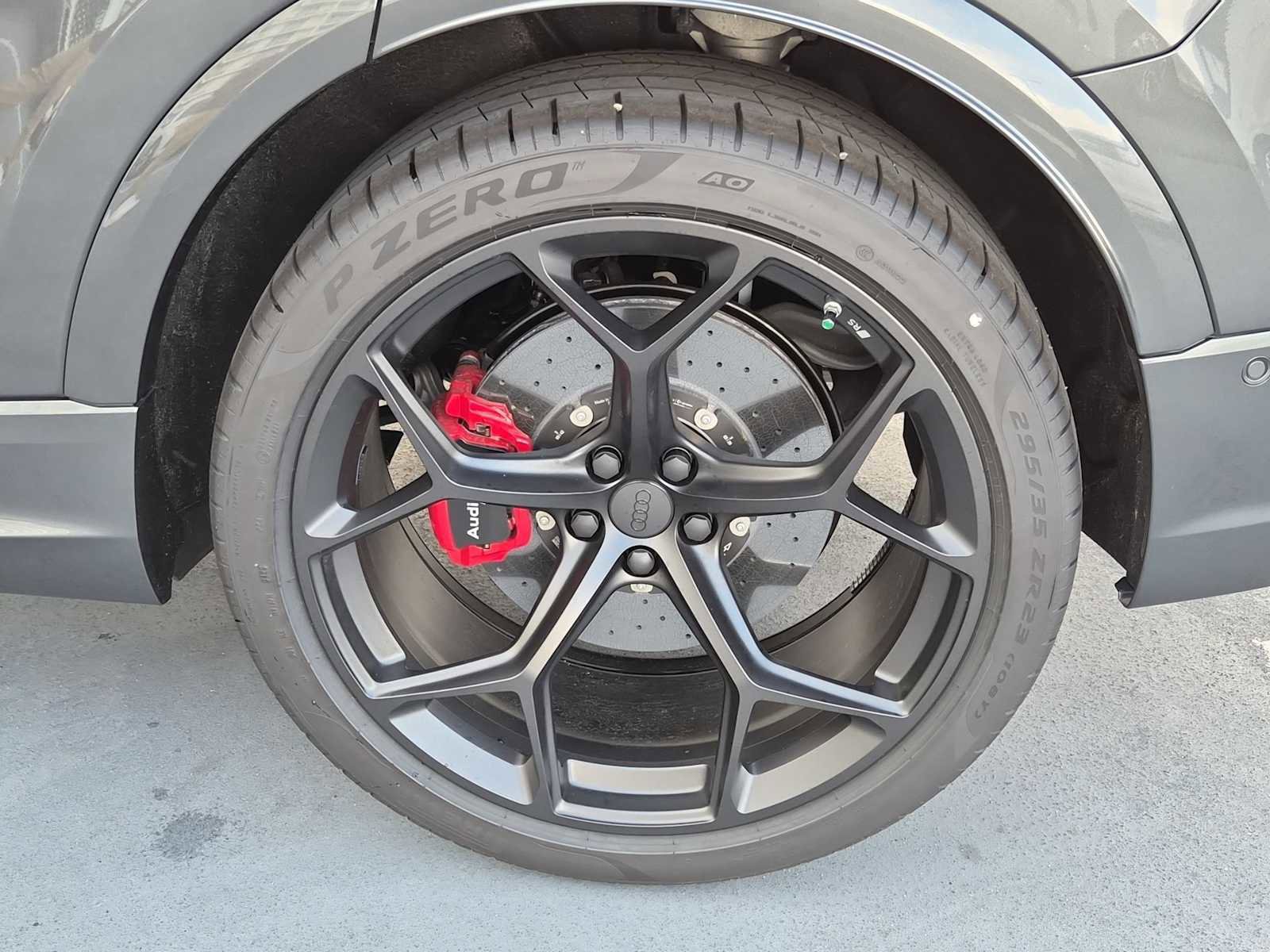 New 2026 Audi RS Q8 performance image 12