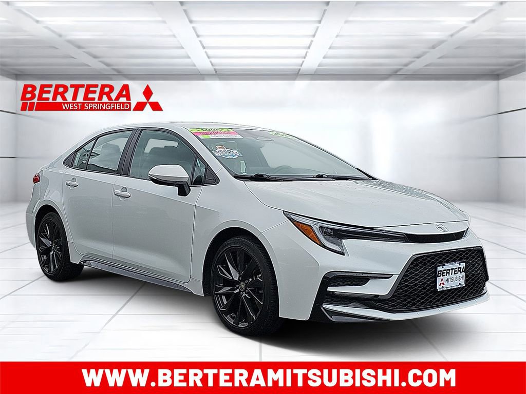 Used 2024 Toyota Corolla SE