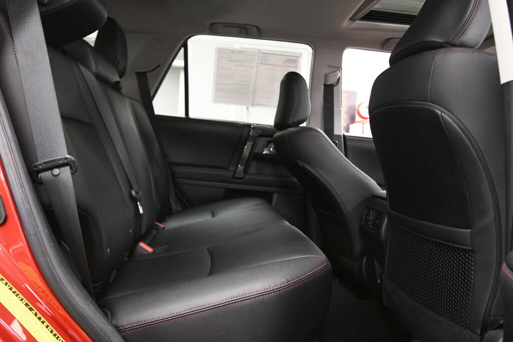 Certified 2023 Toyota 4Runner TRD Off-Road Premium w/ Moonroof Package AWD/4WD image 26