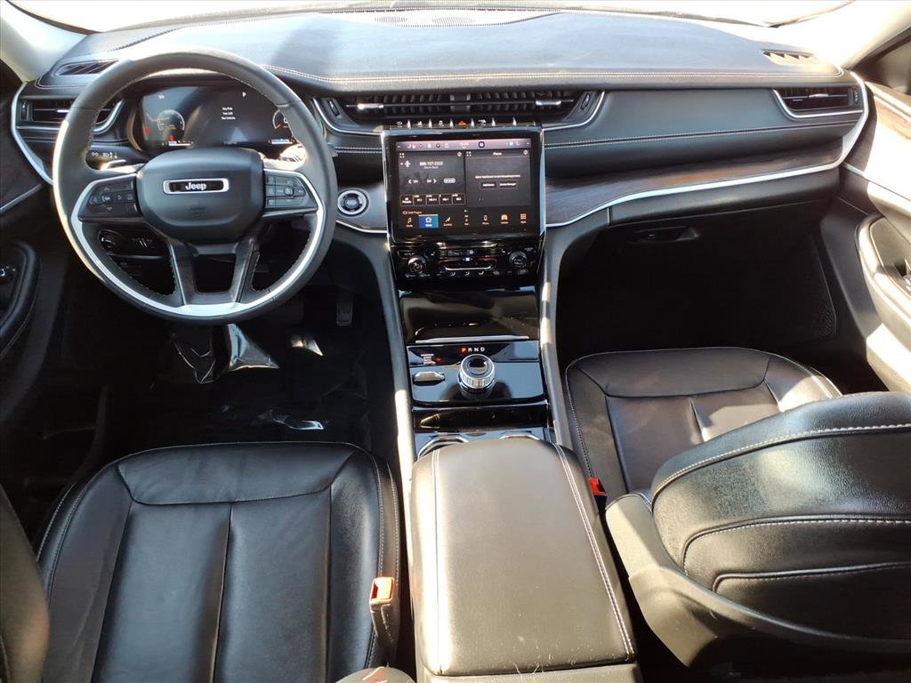 Used 2023 Jeep Grand Cherokee Limited image 12