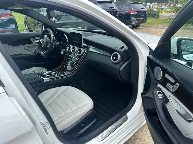 Used 2015 Mercedes-Benz C 400 4MATIC w/ Multimedia Package image 10