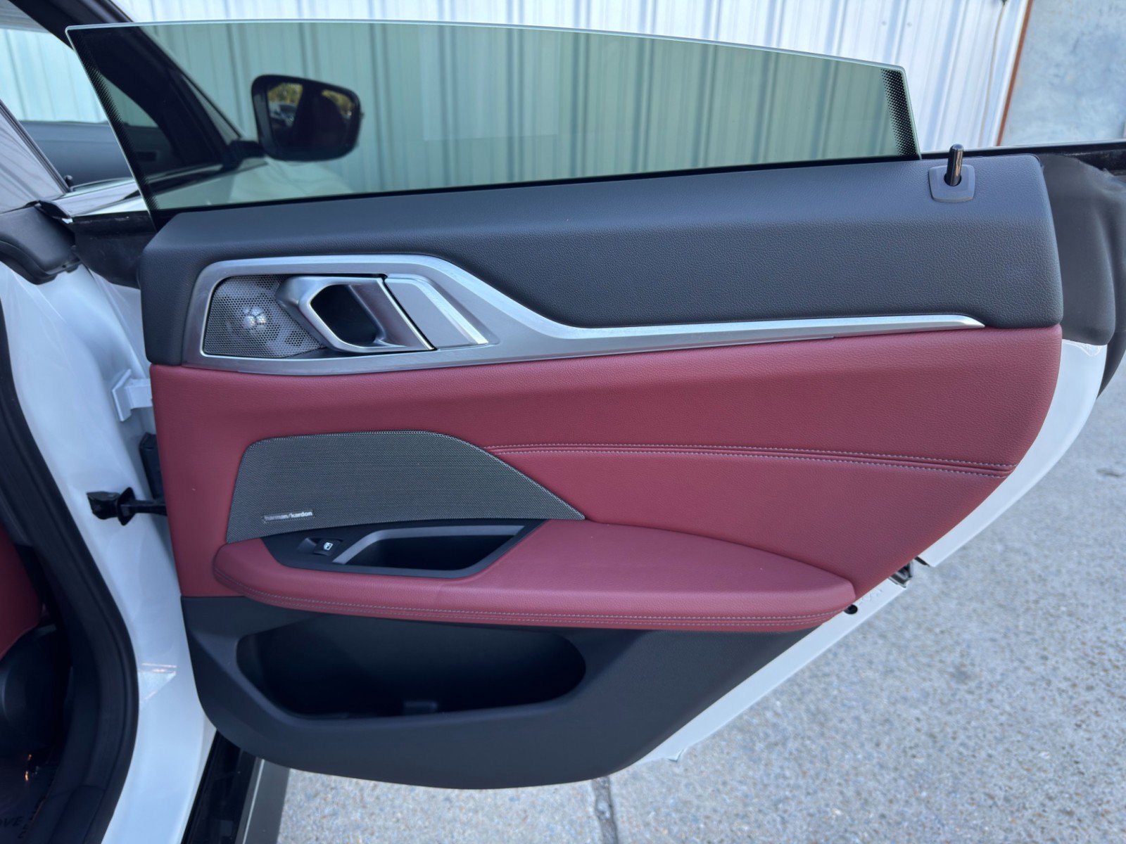 Used 2022 BMW i4 eDrive40 w/ M Sport Package image 48