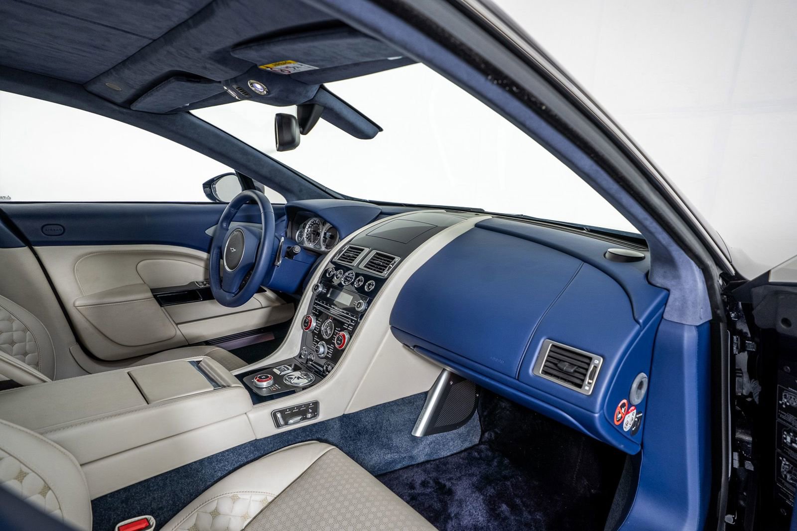 Used 2018 Aston Martin Lagonda RWD image 17